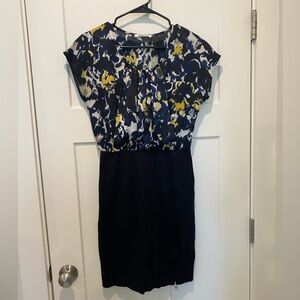 DKNYC Blue and Yellow Sheath Dress with scoop-Neck